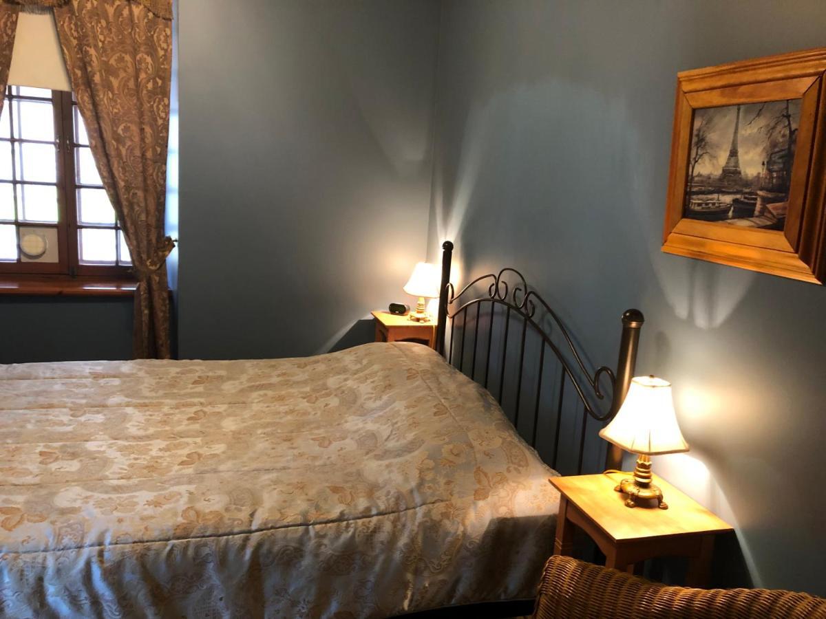 Manoir Ramezay 호텔 Marieville 외부 사진