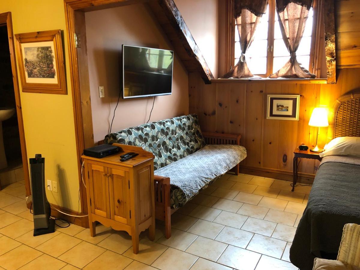 Manoir Ramezay 호텔 Marieville 외부 사진