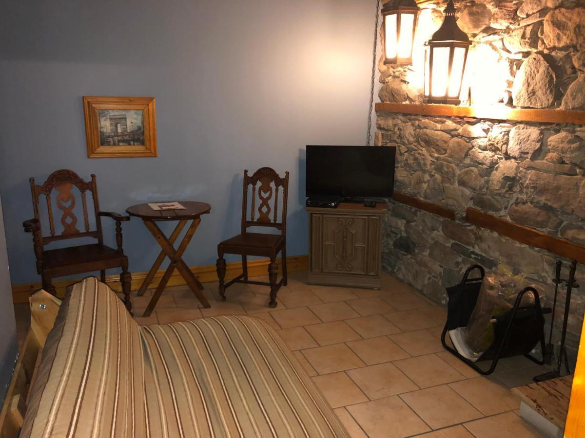 Manoir Ramezay 호텔 Marieville 외부 사진